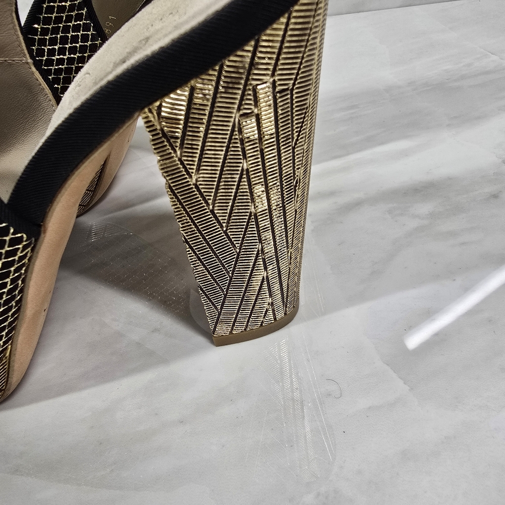 Chanel Heels - Picture 7 of 11